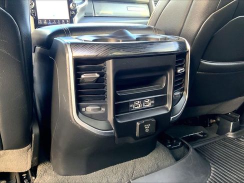 Used 2023 RAM 1500 Laramie AWD/4WD image 31