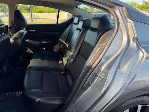 Used 2020 Nissan Altima 2.5 SR image 11