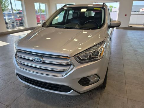 Used 2019 Ford Escape SEL AWD/4WD image 2
