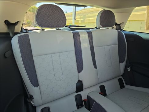 Used 2025 MINI Cooper S image 22