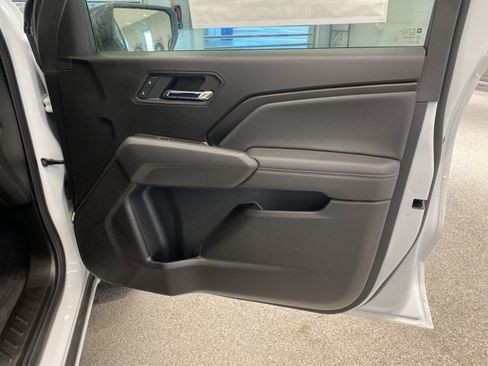 New 2025 Chevrolet Colorado LT w/ LT Convenience Package image 31
