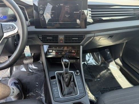 Used 2025 Volkswagen Jetta S FWD image 17