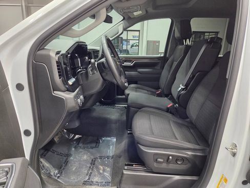 Used 2025 Chevrolet Silverado 2500 LT w/ Convenience Package AWD/4WD image 33