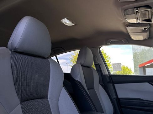 Used 2018 Subaru Crosstrek 2.0i Premium w/ Popular Package #2 AWD/4WD image 17