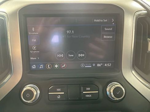 Used 2021 GMC Sierra 1500 SLT AWD/4WD image 16