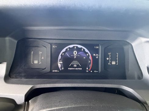 Used 2024 Toyota Tacoma SR AWD/4WD image 14