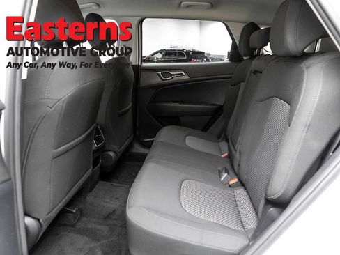 Used 2023 Kia Sportage LX AWD/4WD image 21