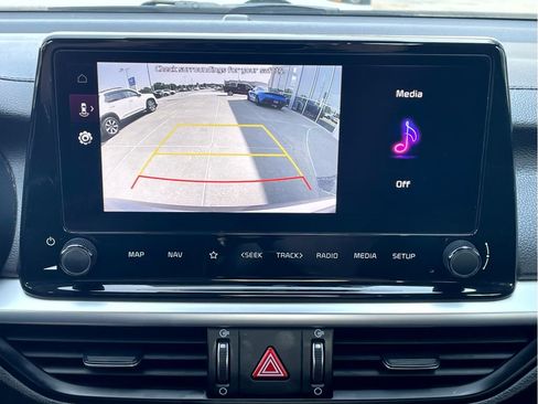 Used 2023 Kia Forte GT-Line w/ GT-Line Technology Package FWD image 17