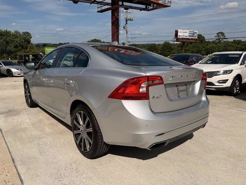 Used 2018 Volvo S60 T5 Inscription FWD image 9