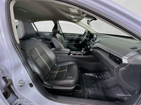 Used 2024 Nissan Altima 2.5 SR FWD image 26