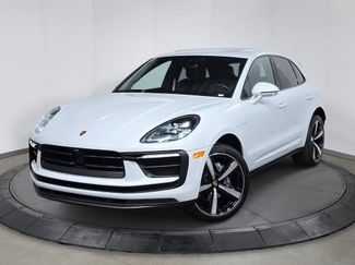 Certified 2025 Porsche Macan AWD/4WD video 1