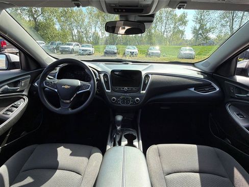 Used 2023 Chevrolet Malibu LT FWD image 25