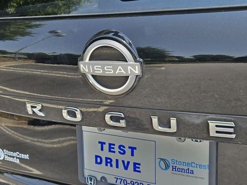 Used 2023 Nissan Rogue SV AWD/4WD image 37
