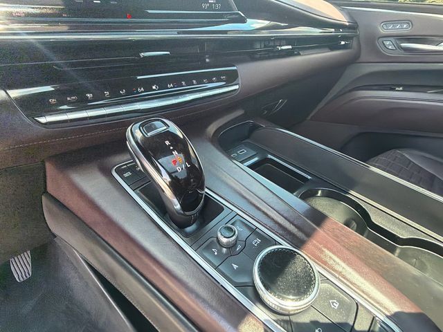 Used 2022 Cadillac Escalade Premium Luxury Platinum AWD/4WD image 34