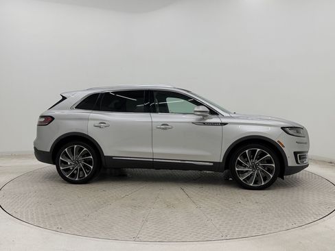 Used 2019 Lincoln Nautilus Reserve FWD image 8