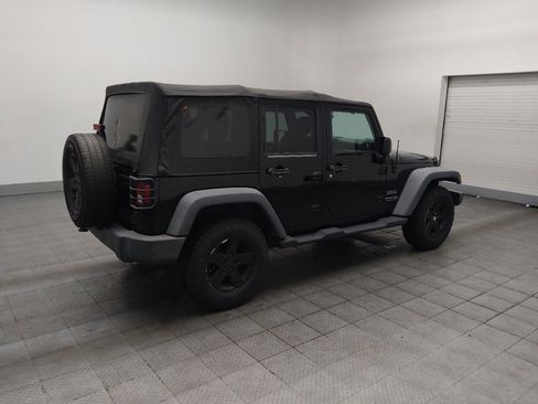 Used 2018 Jeep Wrangler Unlimited Sport S AWD/4WD image 10