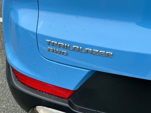 Used 2024 Chevrolet TrailBlazer ACTIV image 31