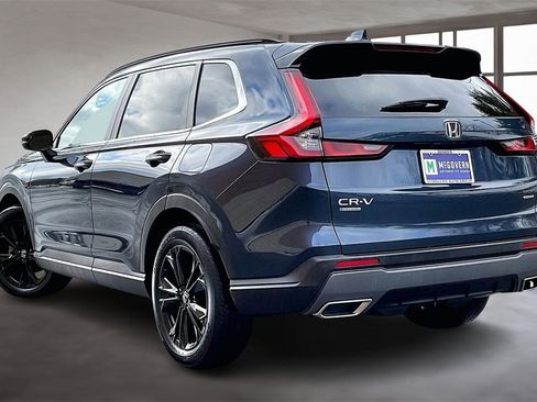 Used 2023 Honda CR-V Sport Touring image 4