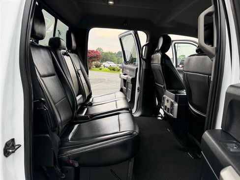 Used 2019 Ford F250 Lariat w/ Lariat Value Package image 20