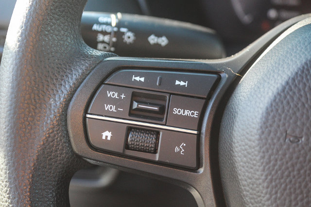 Used 2024 Honda HR-V LX image 29