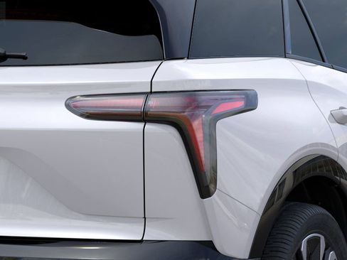 New 2025 Chevrolet Blazer EV RS image 45