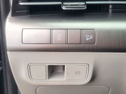 Used 2025 Hyundai Kona SEL AWD/4WD image 27