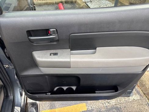 Used 2010 Toyota Tundra 4x4 CrewMax image 44
