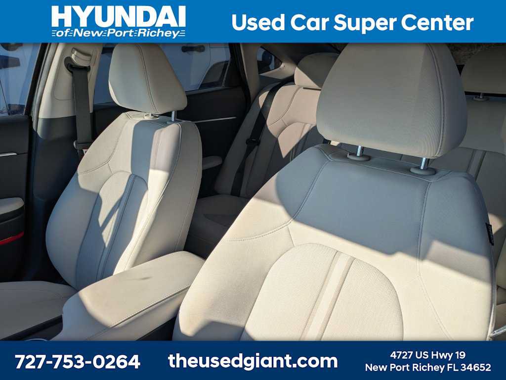 Used 2024 Hyundai Sonata SEL w/ Convenience Package FWD image 3