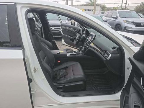 Used 2019 Honda Accord Sport image 7