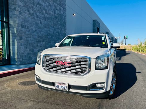 Used 2020 GMC Yukon XL Denali w/ Open Road Package AWD/4WD image 4