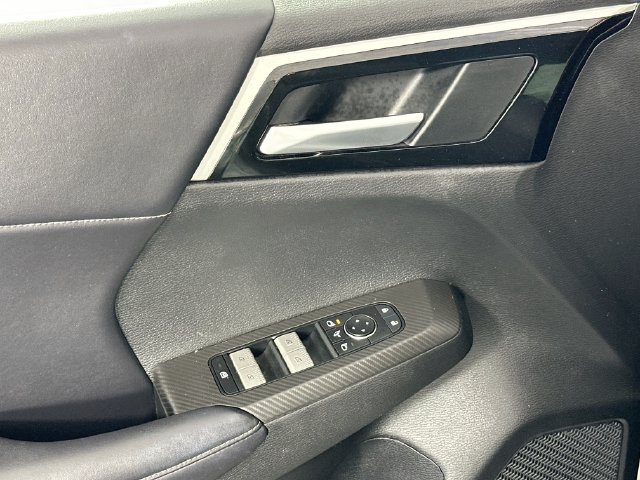 Used 2023 Mitsubishi Outlander SE AWD/4WD image 24