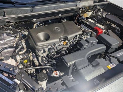 Certified 2024 Toyota RAV4 LE image 21