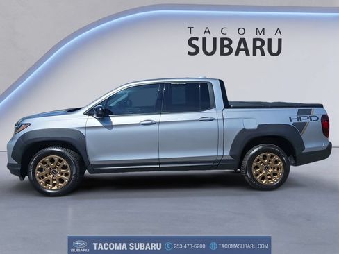Used 2021 Honda Ridgeline Sport image 2