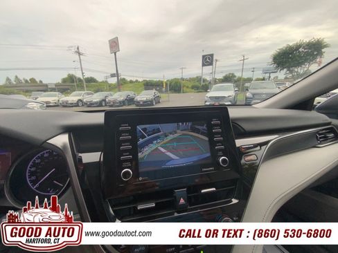 Used 2024 Toyota Camry SE FWD image 18