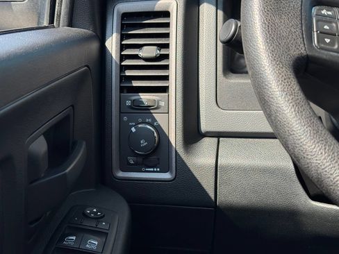 Used 2016 RAM 1500 Express w/ Popular Equipment Group AWD/4WD image 30