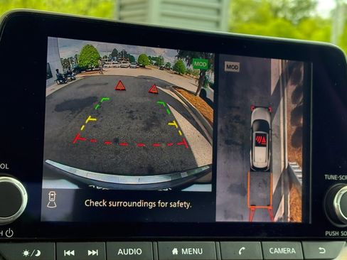 Used 2022 Nissan Rogue SL image 21