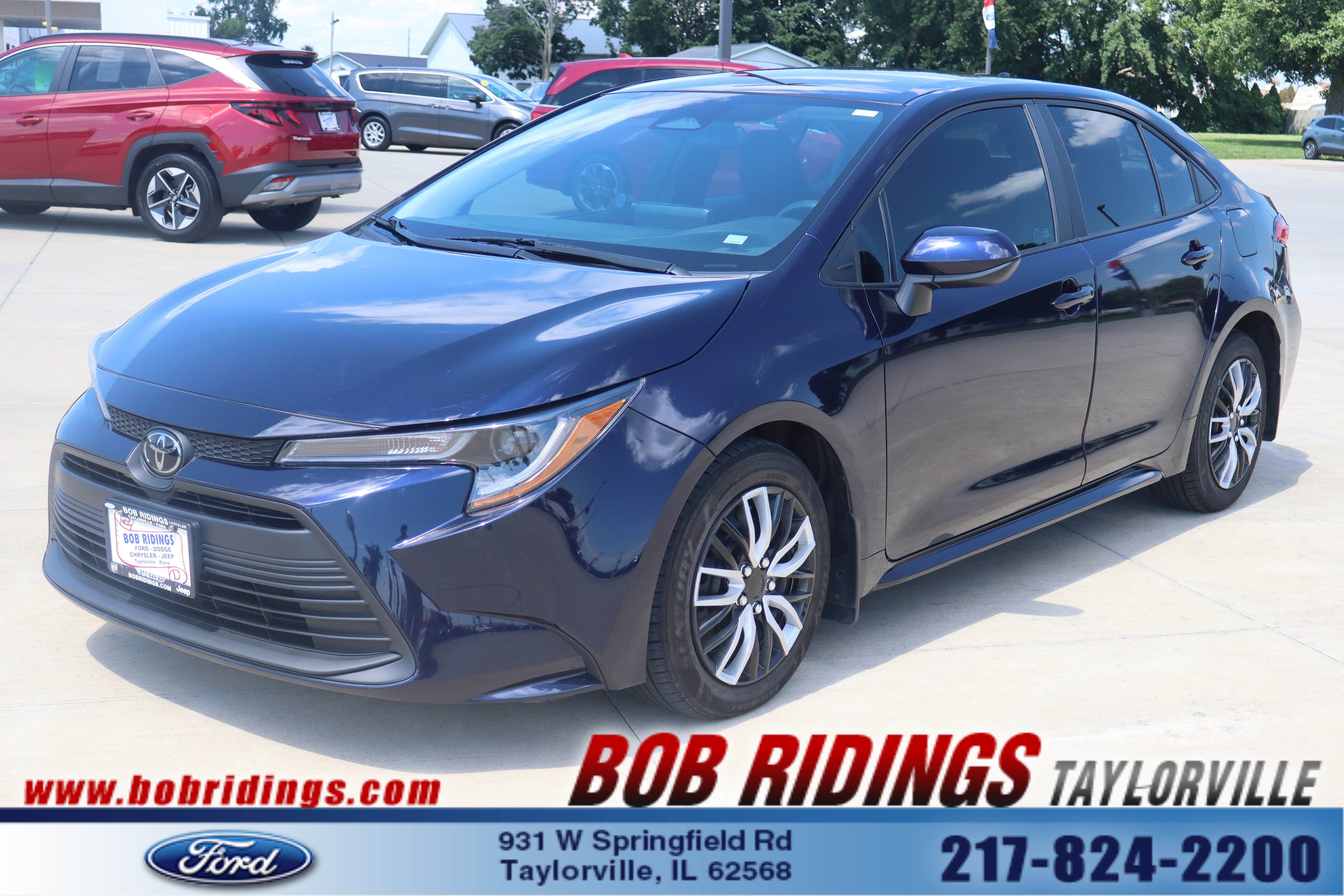 Used 2023 Toyota Corolla LE w/ Carpet Mat Package (TMS) FWD image 1