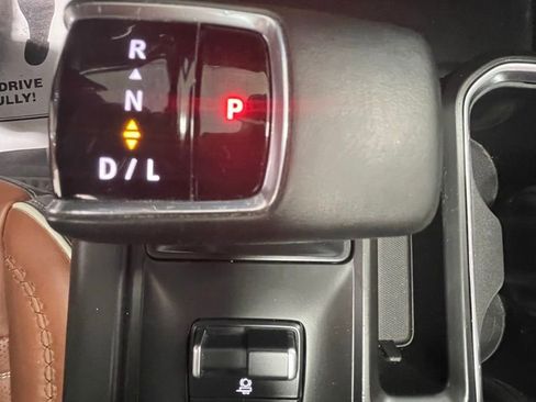 Used 2024 GMC Sierra 1500 Denali Ultimate AWD/4WD image 27