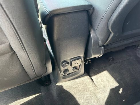Used 2021 Ford Transit Connect XL FWD image 24