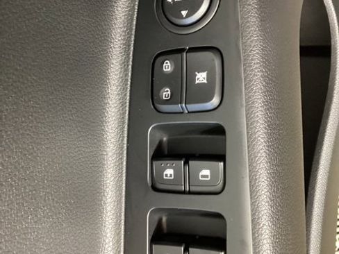 Certified 2022 Kia Rio S image 12