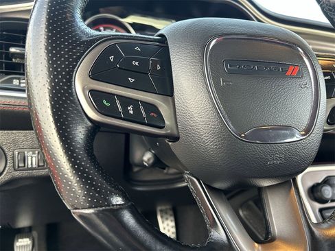 Used 2020 Dodge Challenger R/T w/ Plus Package image 21