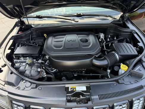 Used 2019 Jeep Grand Cherokee Altitude AWD/4WD image 20