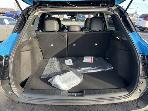 New 2026 Nissan Kicks SR w/ Cold Weather Package image 5