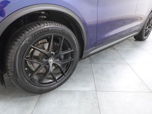 Used 2019 Alfa Romeo Stelvio Ti w/ TI Performance Package image 32