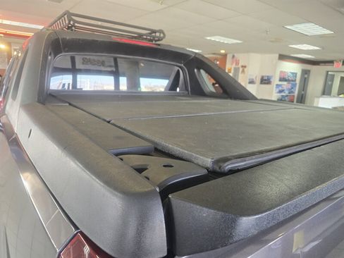 Used 2011 Chevrolet Avalanche LS image 25