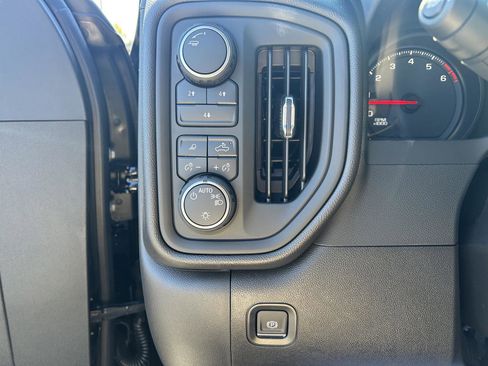 New 2026 Chevrolet Silverado 2500 Custom w/ Custom Value Package image 20