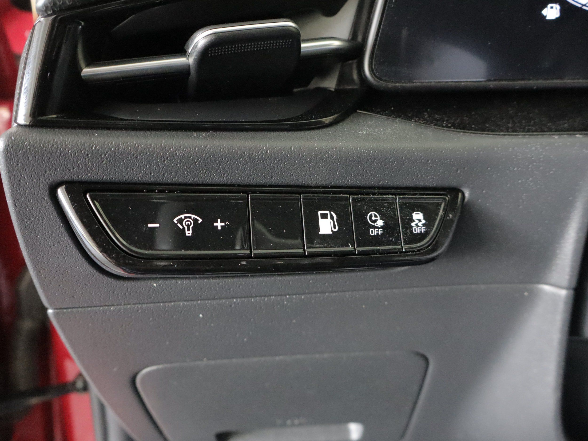 Used 2024 Kia Niro EX w/ EX Cold Weather Package FWD image 17