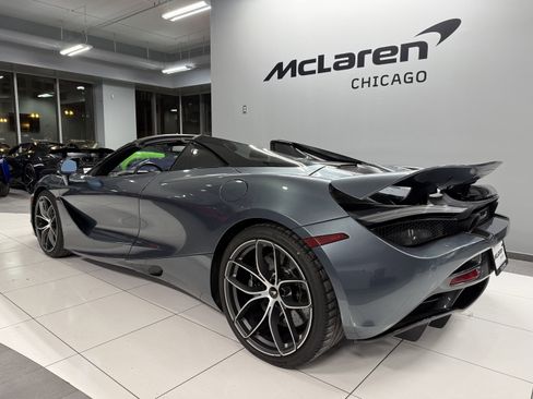 Used 2020 McLaren 720S Spider RWD image 1