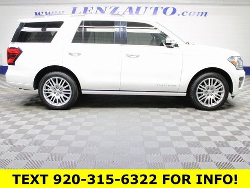 Used 2024 Ford Expedition Platinum image 2