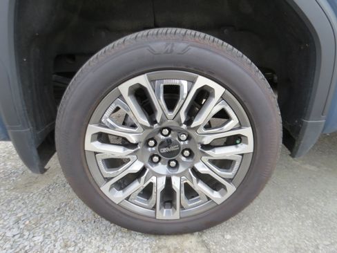 Used 2024 GMC Sierra 1500 Denali Ultimate AWD/4WD image 13